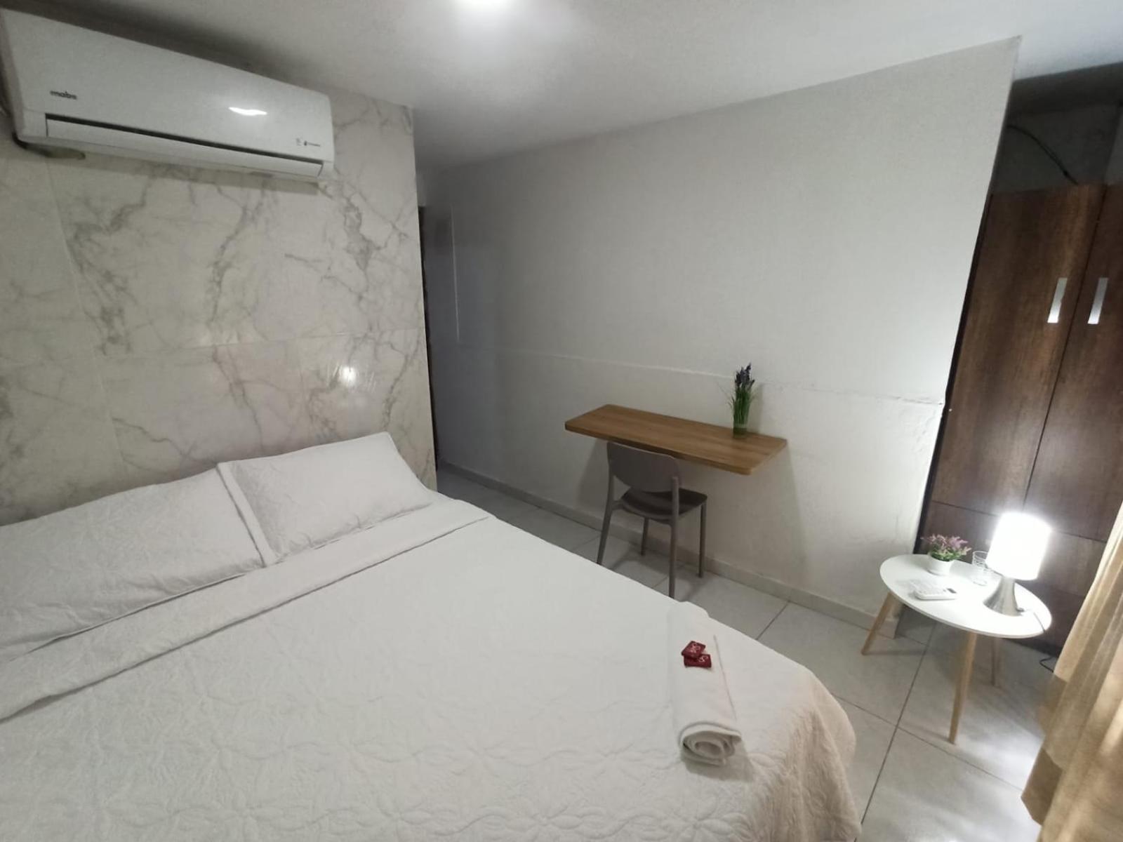 Hostal Casa De Las Americas Картахена Экстерьер фото