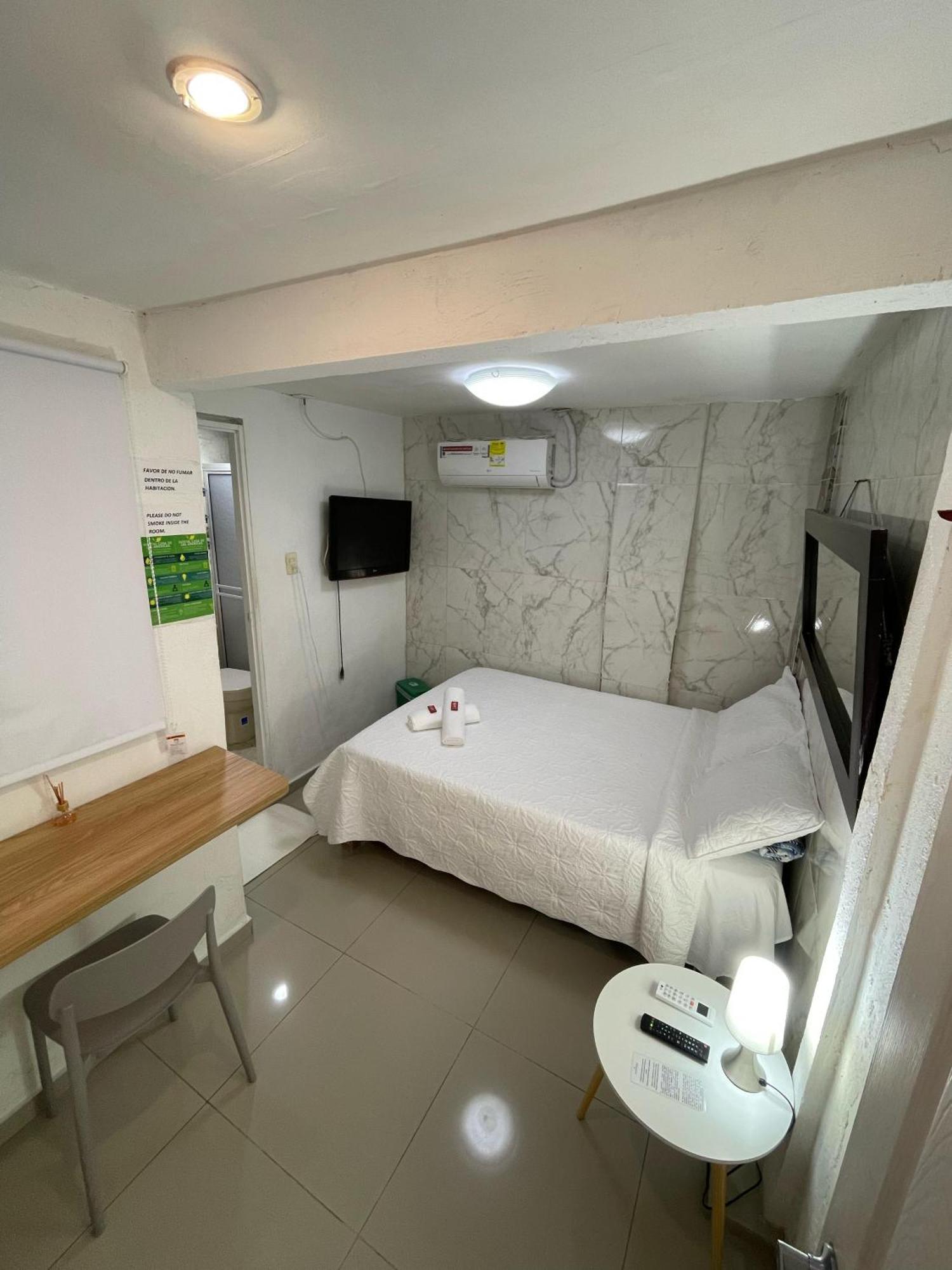 Hostal Casa De Las Americas Картахена Экстерьер фото